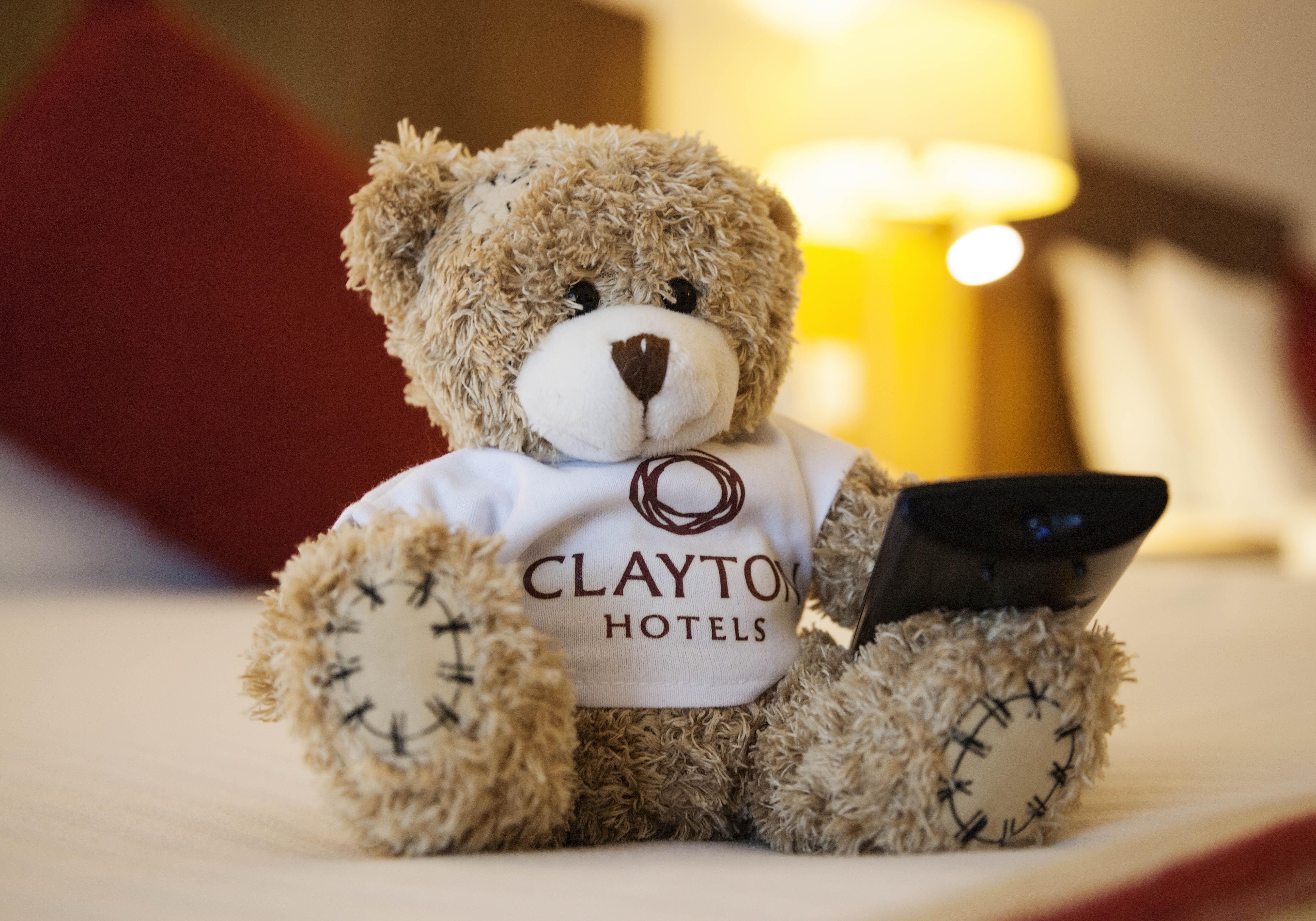 Clayton Hotel Cardiff Lane Dublin Dış mekan fotoğraf